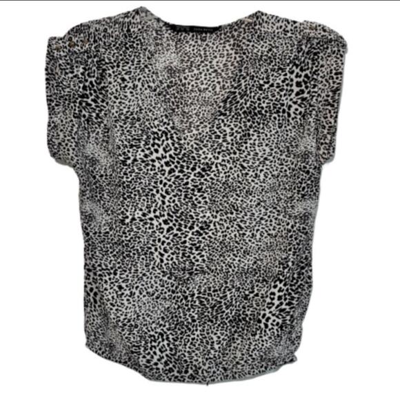 Zara Top Blouse Black & White Animal Print V-Neck Studded Short Sleeve Top Small - Picture 9 of 9